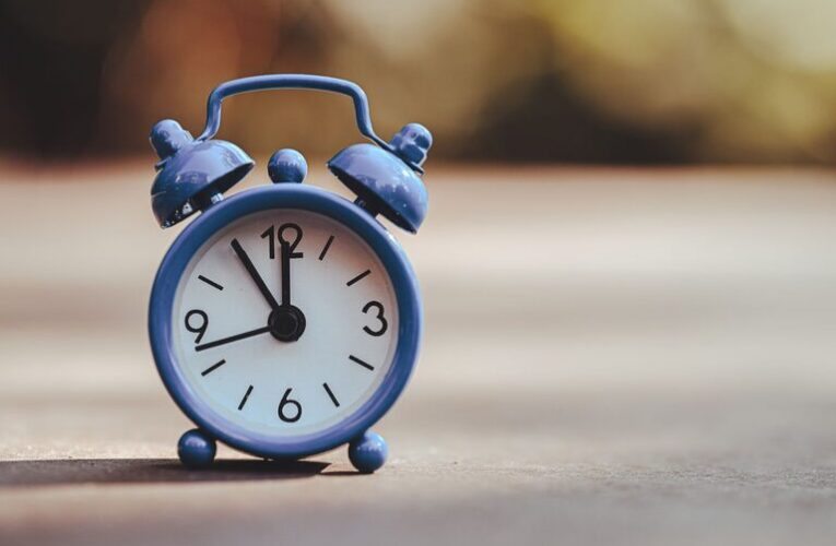 Mindful Breaks You Can Take in Five Minutes